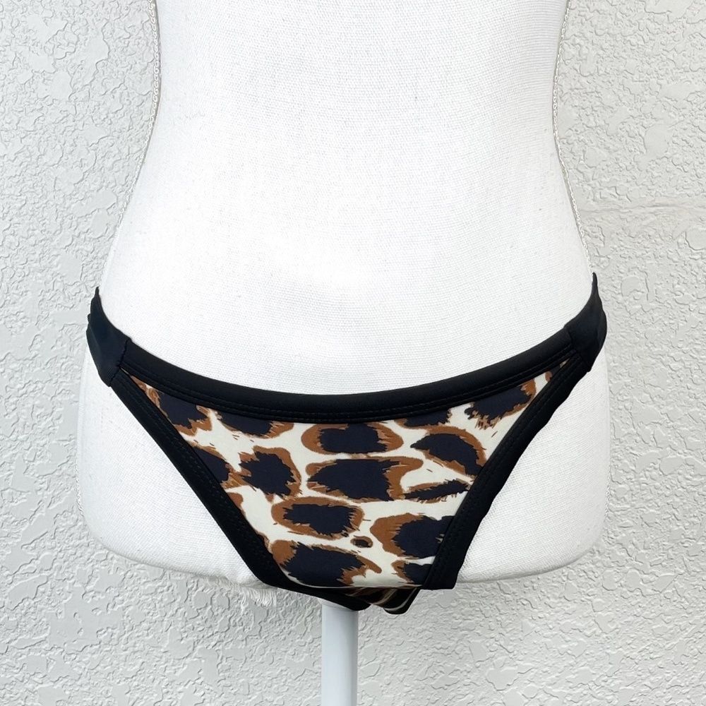 NWOT Cheetah Black Brown White Print Bikini Bottoms Medium